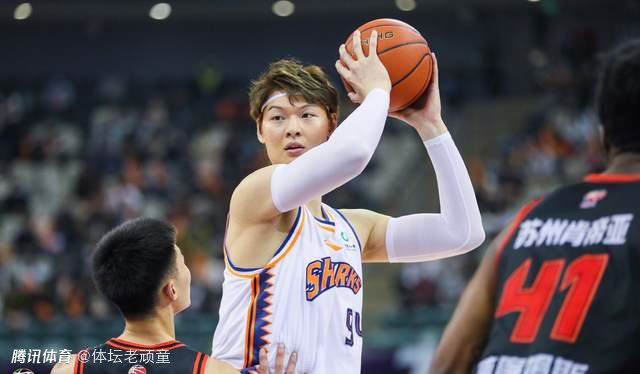 《怪奇物语5》发布动态角色海报 8 《小丑回魂》前传《欢迎来到德里镇》曝最终预告 9 谢尔比家族回归！