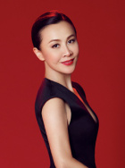 离婚后的奥兰多依然帅气，他和该片主演伊万杰 《国土防线》新闻发布会 弗兰科、薇诺娜等现身 2013-11-19 当地时间11月18日，加州比弗利山庄，电影《国土防线》的主演詹姆斯·弗兰科、杰森·斯坦森、薇诺娜·瑞德等出席了该片的新闻发布会。